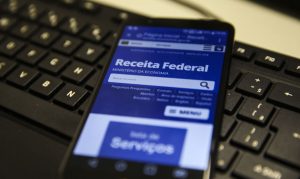 Espólio pode pedir restituição de IR pago a mais pelo falecido, decide STJ