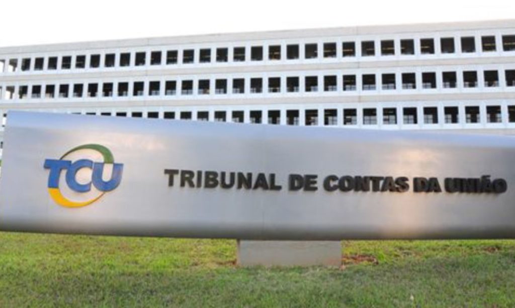 TCU propõe reajuste de gratificações após liberar penduricalhos