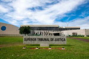 Pais podem levantar valor de indenização devida aos filhos, diz STJ
