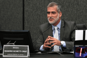 Ministro critica ressocialização na prisão: ‘É como ensinar a nadar dentro do elevador’