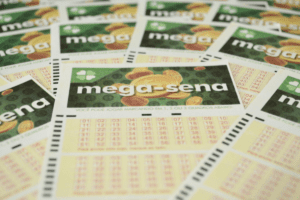 Casal é denunciado por furto de bilhete de R$ 29 milhões da Mega-Sena