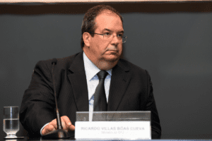 IA deve auxiliar o magistrado e jamais substituí-lo, diz Villas Bôas Cueva