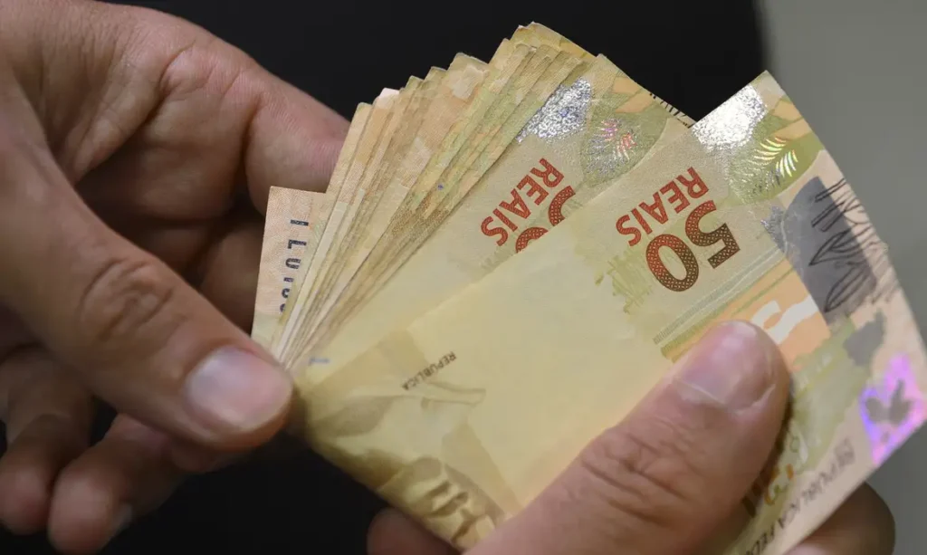 CMN regulamenta Fies Empreendedor e Desenrola Adimplentes