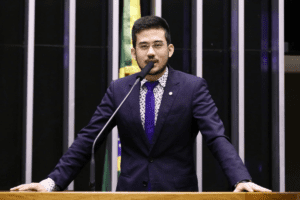 Jornalista que associou deputado ao nazismo terá que pagar indenização